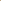 Grande plano da lamela final WoodUpp Akupanel em carvalho Southern Oak, com ripas de 2,2 cm de largura e intervalos de black, dispostas na diagonal sobre um fundo grey claro.