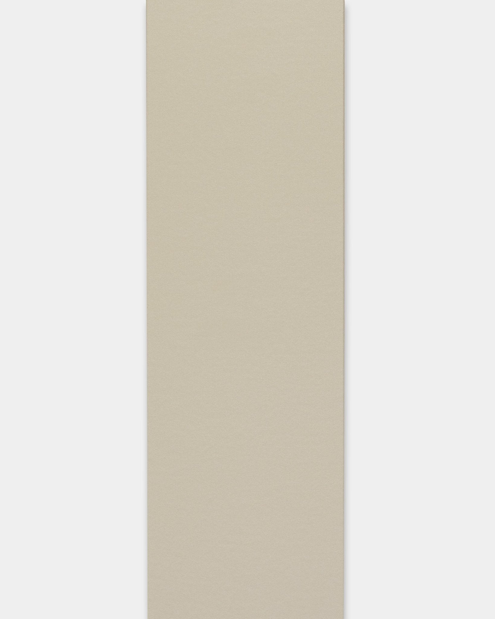 Akupanel retangular WoodUpp Painel acústico com acabamento Lamella/Stone, 240 cm de comprimento com remate de extremidade, apresentado sobre fundo branco.