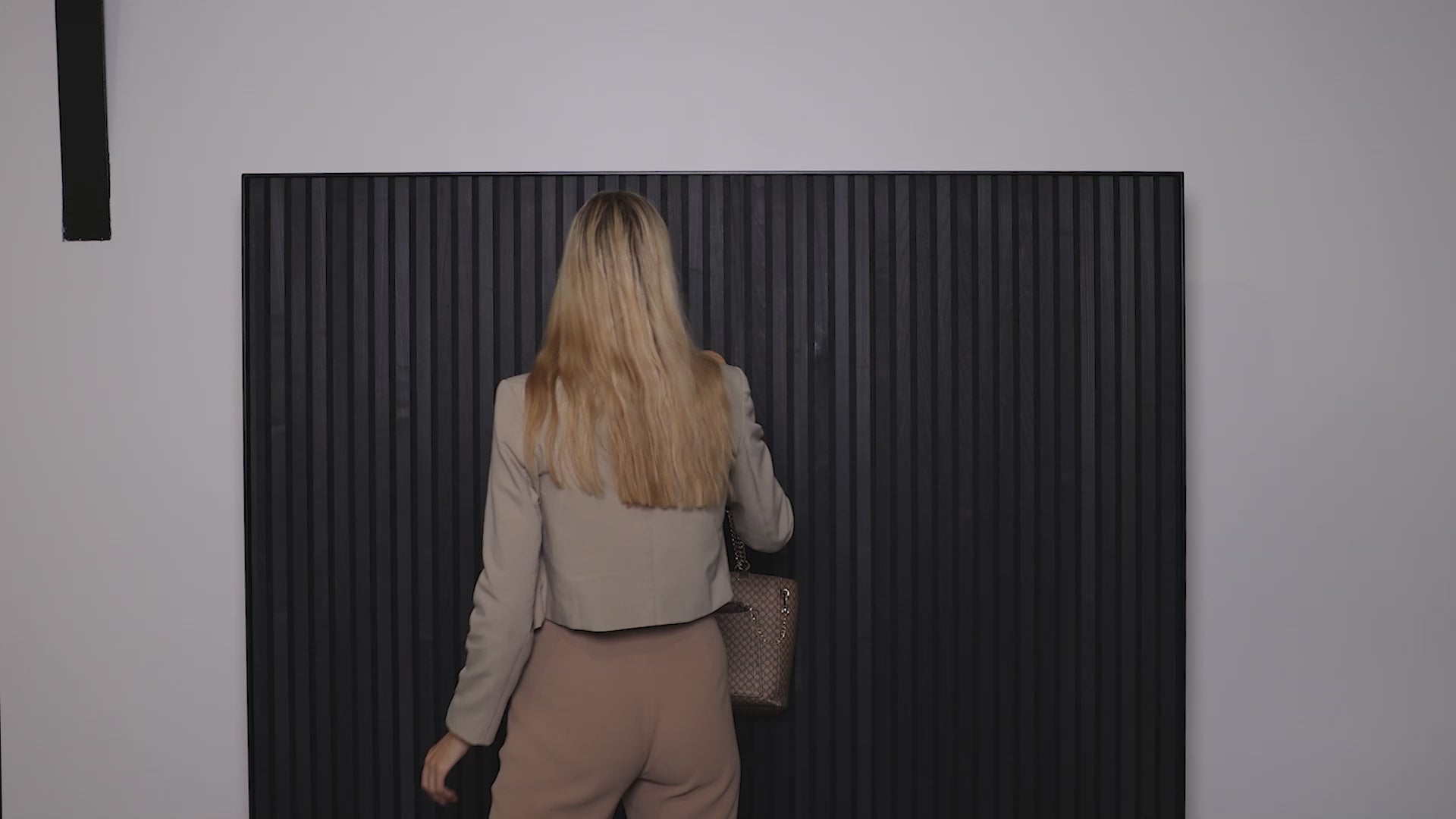 Linn | Vertical Cabide