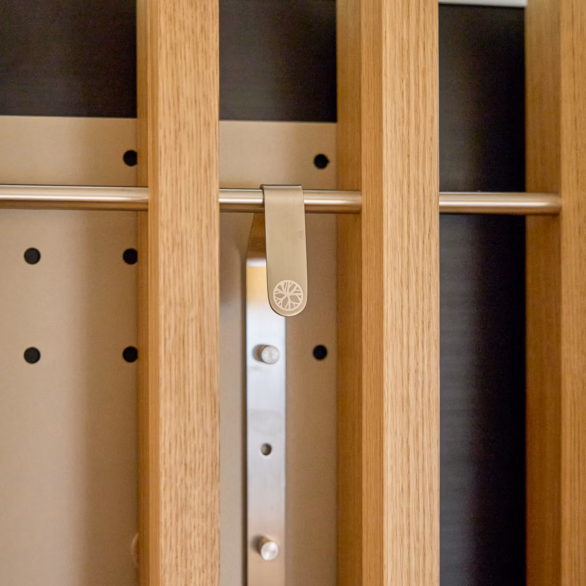 Imagem 5 de 8 na galeria EMBRACE | Nell TV-Mount